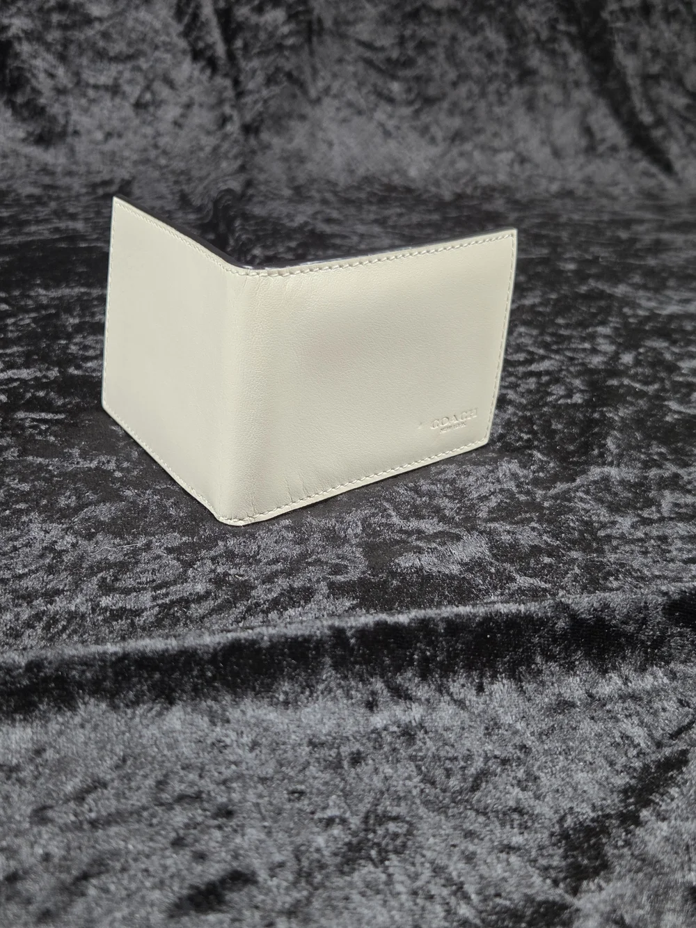 Coach Cream Leather Card & ID Wallet